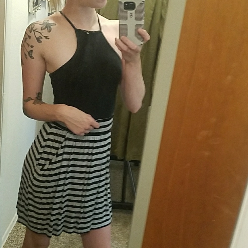 Caslon skirt